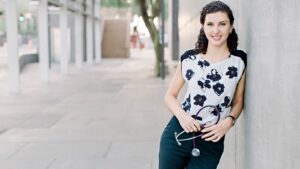Hashimoto’s  IBS & Thyroid Doctor- Dr. Madelein Shafferman  NMD